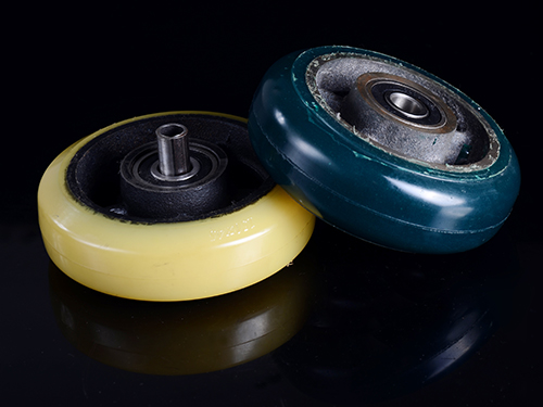 普(pǔ)通腳輪(lun)